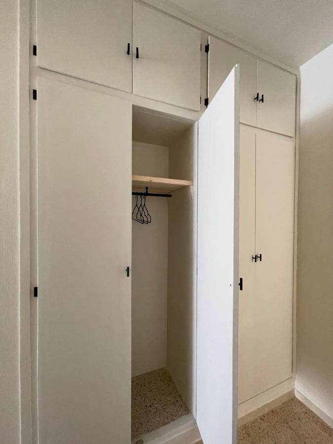 The Appartment Llanca Luaran gambar